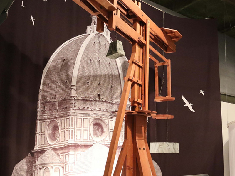 Helicpteros e outras invenes de Leonardo Da Vinci expostas no Porto